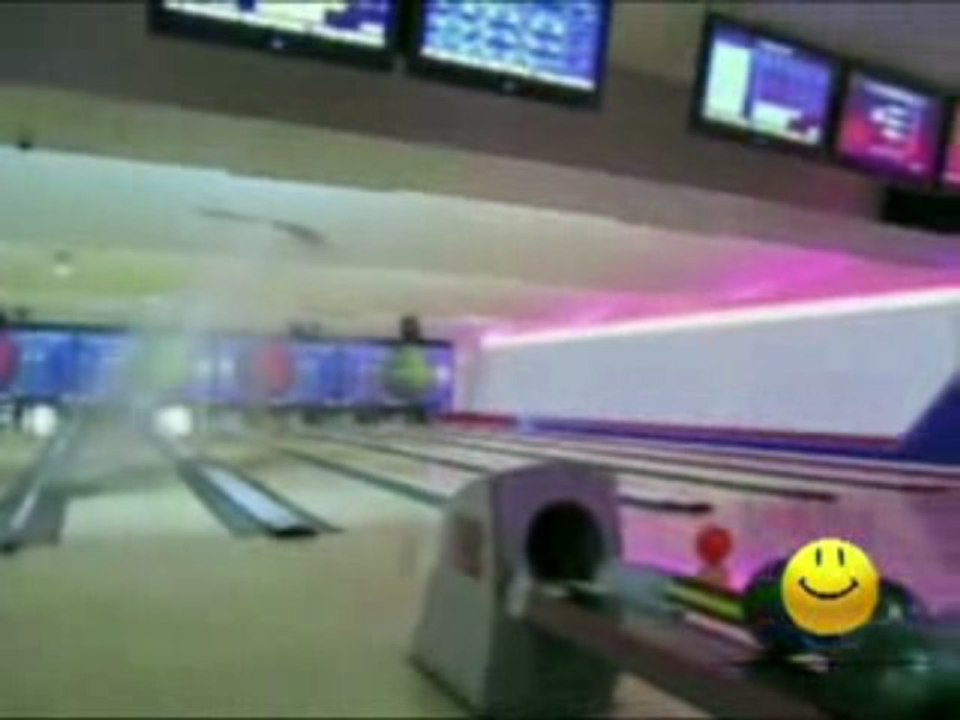 Blonde bowling