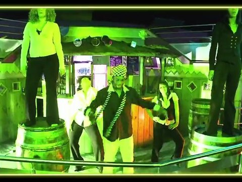 DJ MAZE Clip MAZE SOME NOISE TOGETHER