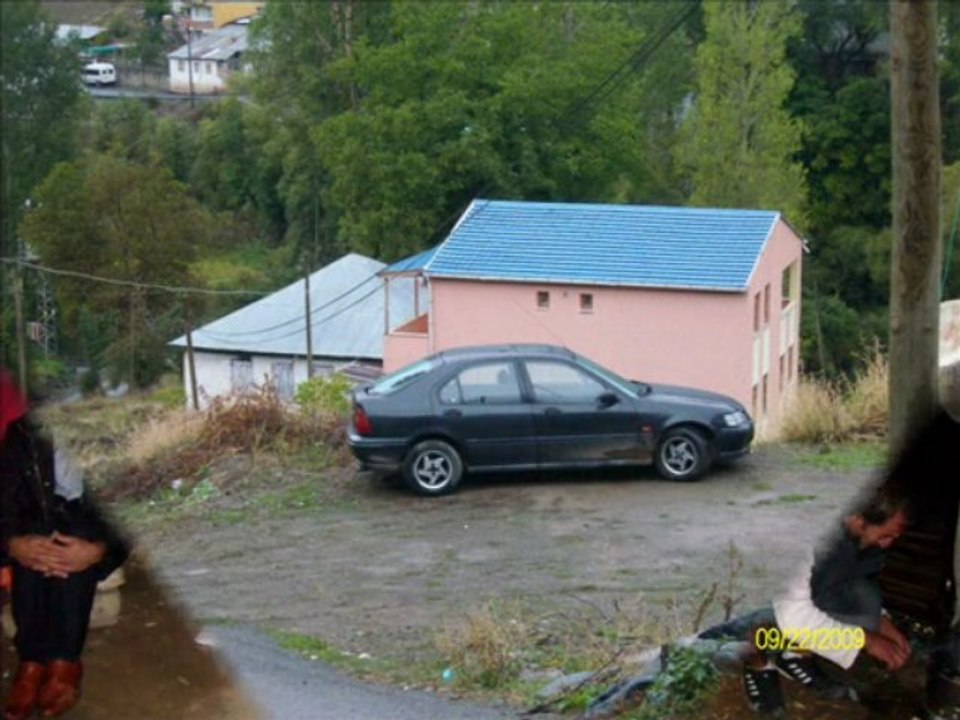 BALLICA  KÖYÜ 2009Gölcükten gelen gençlerin gezisi