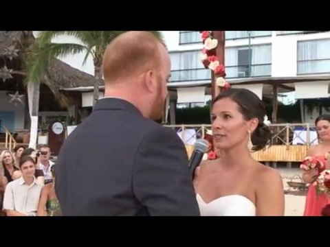 Amstar Dreams Vallarta Hotel Wedding by PromovisionPV