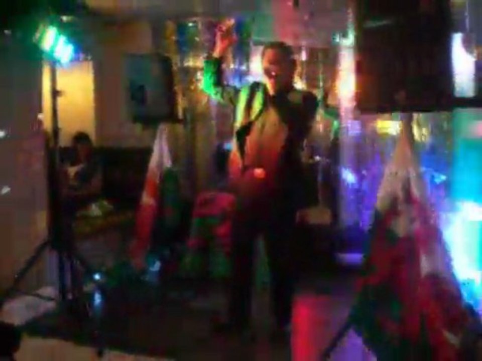 A-AA-AAA-AAAA-AA-TOM-JONES-TRIBUTE-ACT'#1-ATOM-JONES-TRIBUTE