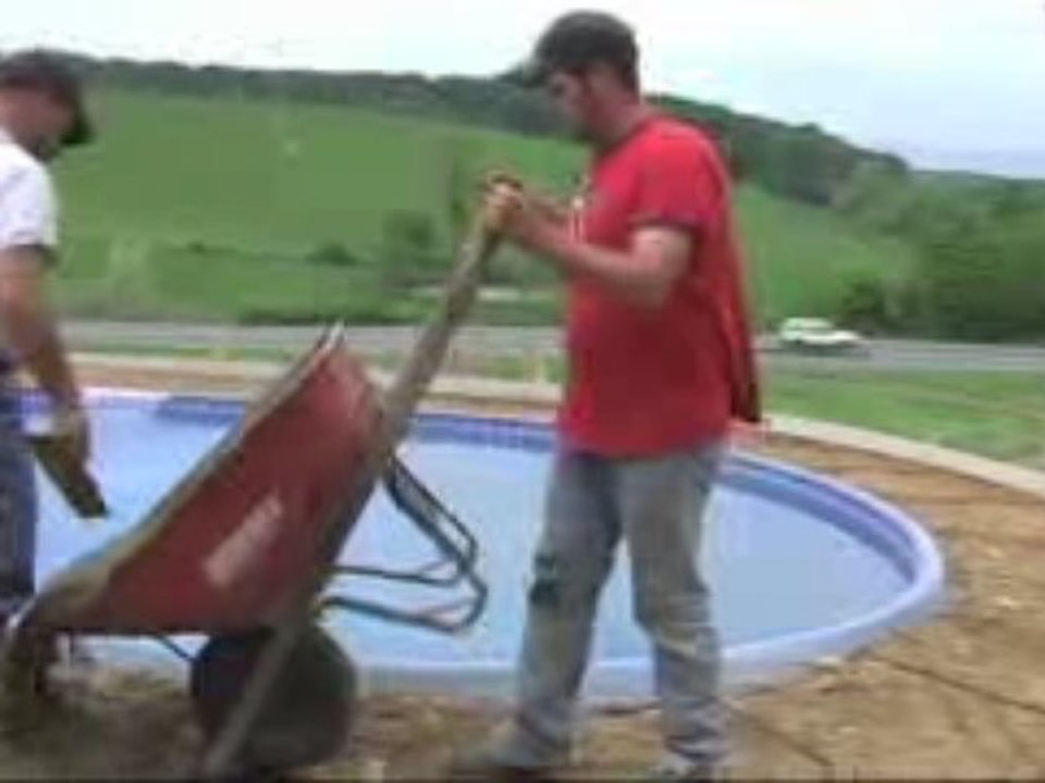 Concrete Walkway Construction Around Pool