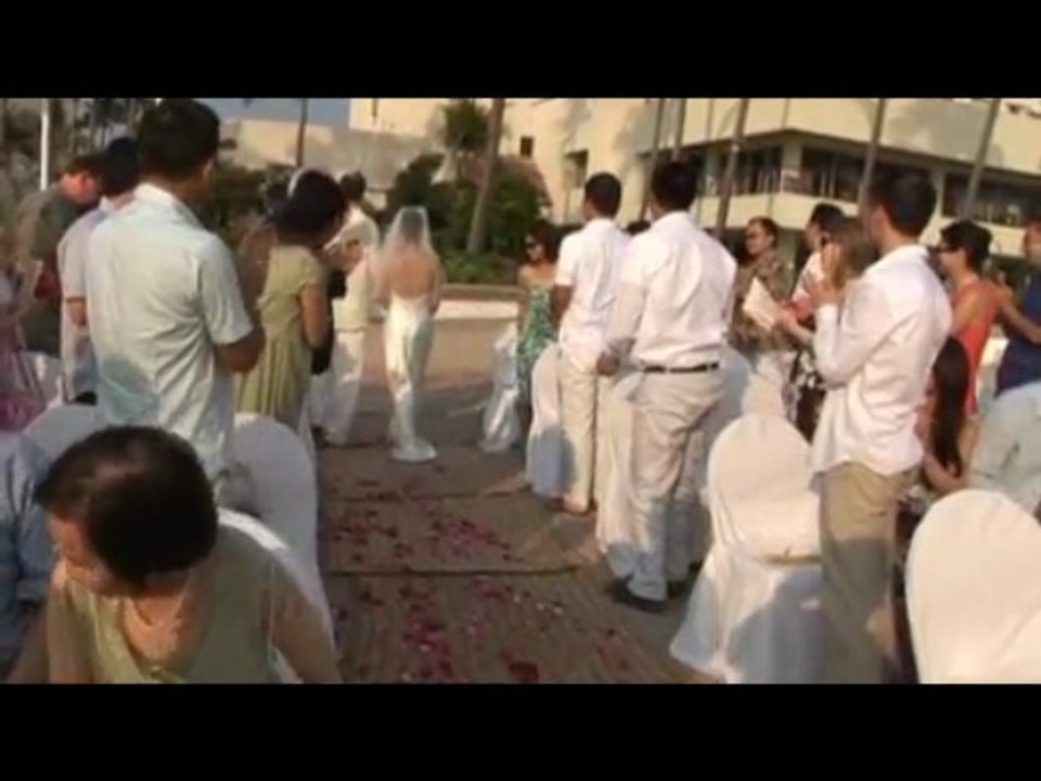 Sheraton Hotel Puerto Vallarta Wedding by PromovisionPV.com