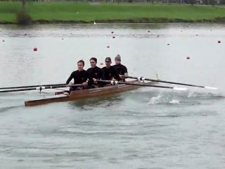 Mantes-2009-11-11 Vétéran 4+ (bateau 10)