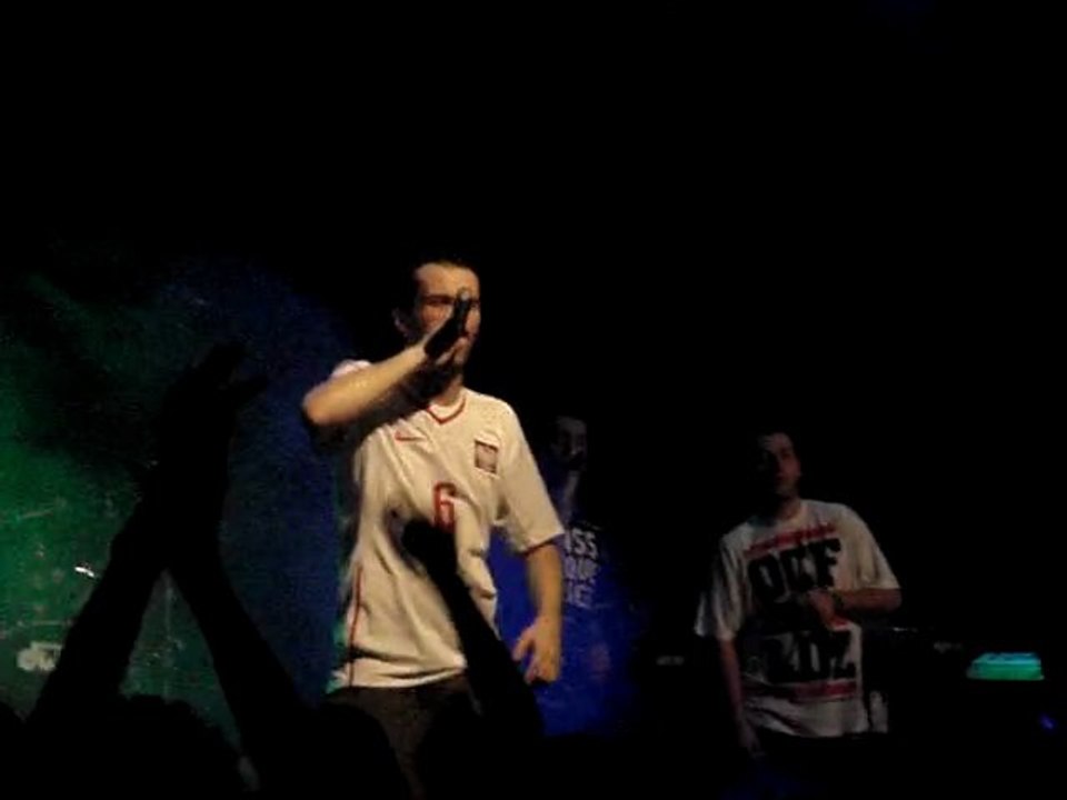 O.S.T.R. podczas poznańskiego koncertu w Eskulapie 14 listop