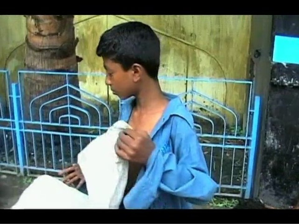 UNICEF: oneminutesjr. - "Street Life"