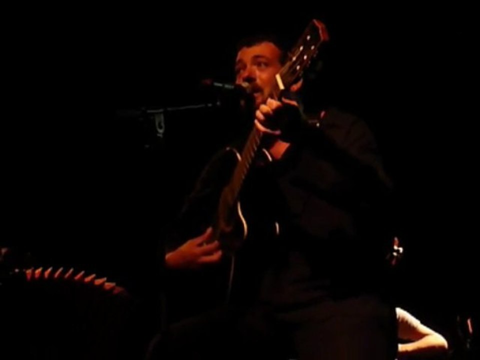 Daniel Fernandez  adapte une des Gymnopédies d'Eric Satie