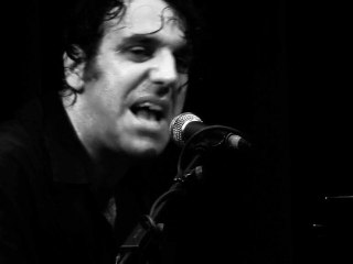 Chilly Gonzales live The Grudge, Melodica on Vimeo