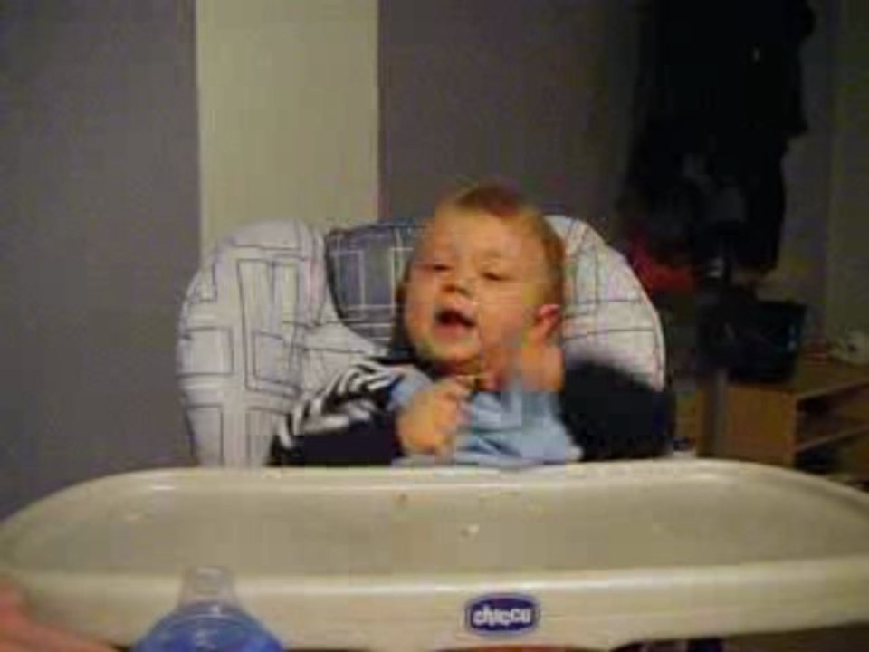 caché !!! coucou !!!