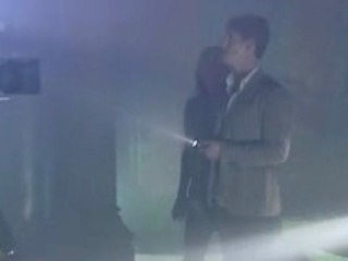  - Behind-the-scenes  (Anglais)