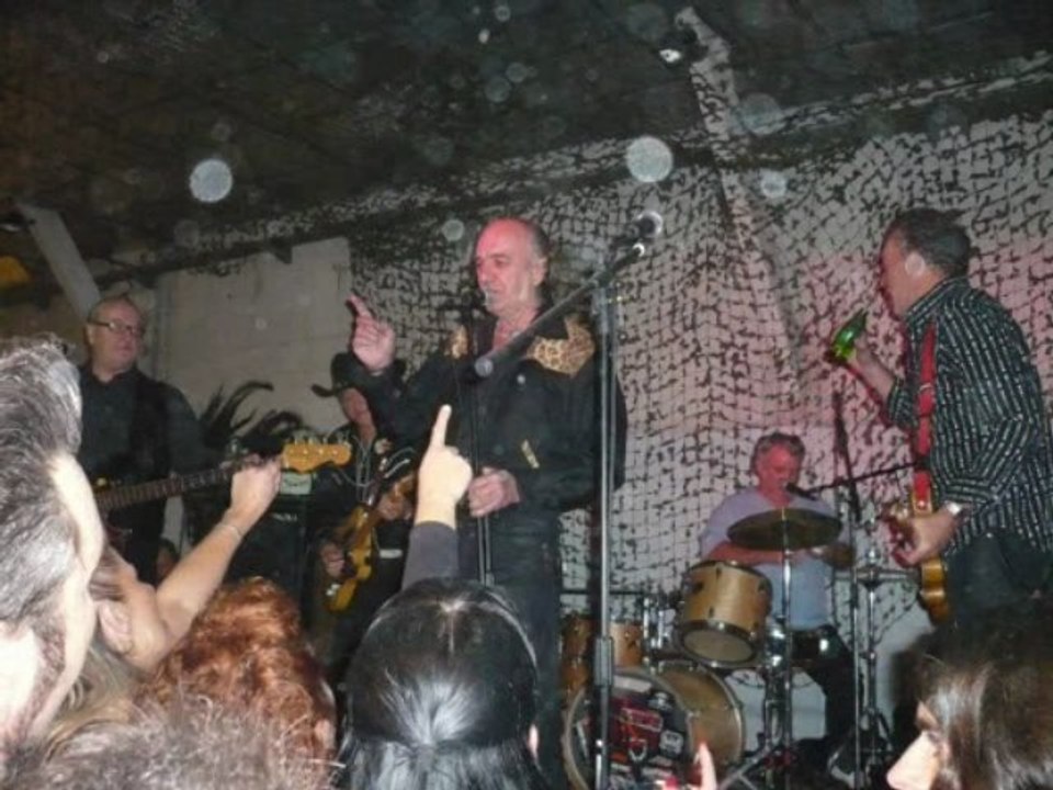 CONCERT CRAZY CAVAN_0001