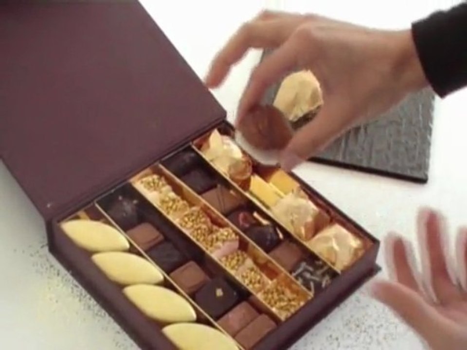 D'lys couleurs, boite de confiseries de Noël