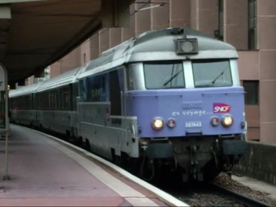 Départ de Lyon de la BB 67443 sur le corail Lyon - SGDF