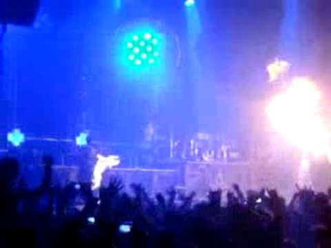 Rammstein Zénith Nantes 16.11.09 extrait Benzin FanTorche !