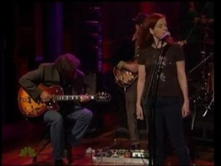 Neko Case - Red Tide (Live On Jimmy Fallon 11-17-09)