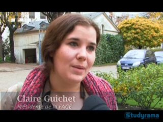 Un dixième mois de bourse pour les étudiants ?