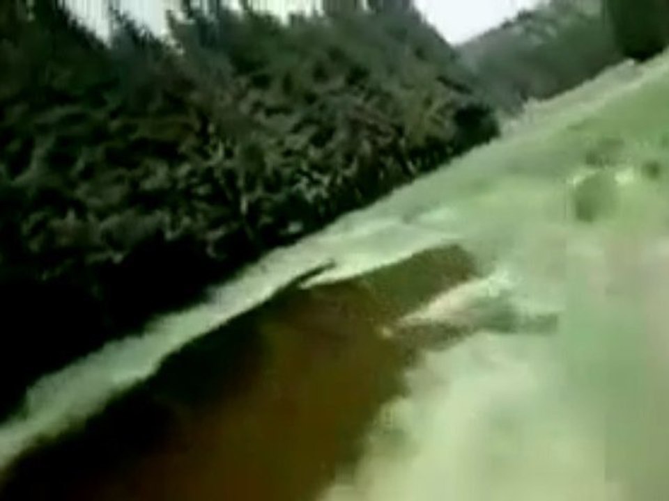 Crazy Helicopter Pilot In Action - Helicopter Flight Trainin