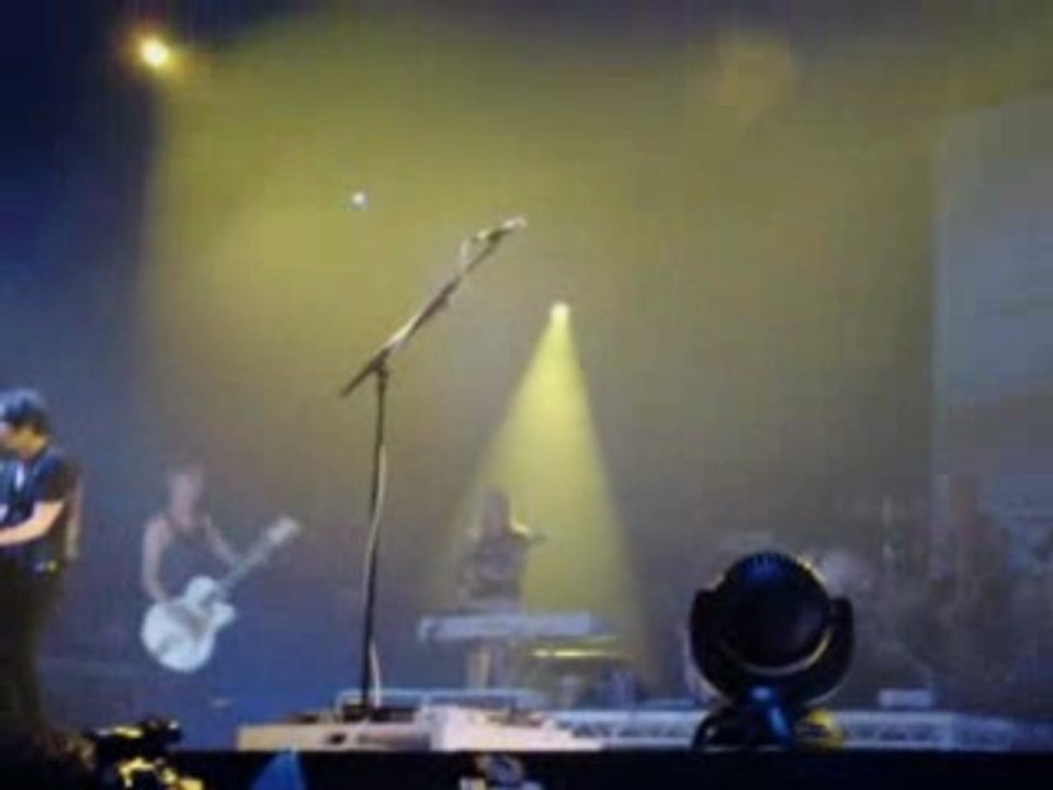 Song To Say Goodbye - Placebo (Live @ Marseille, France.)