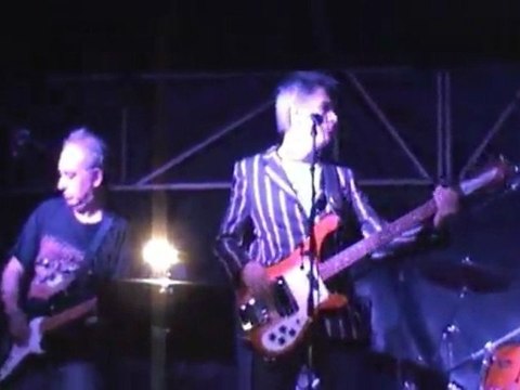 All Day And All Of The Night par Magical Mystery Band