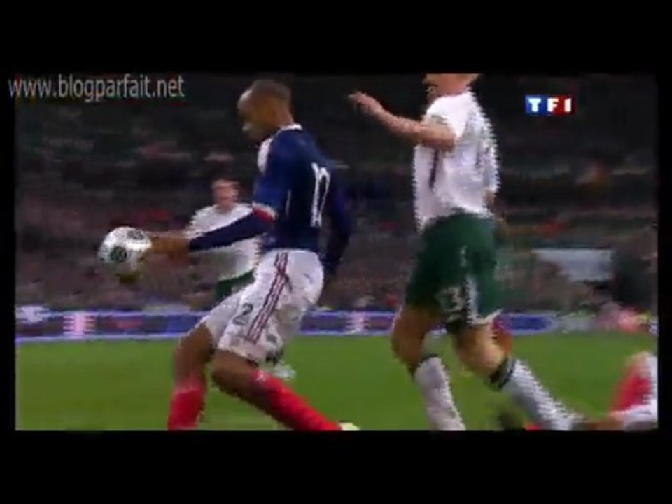 FRANCE vs IRLANDE (2009) LE BUT ...LA MAIN DE THIERRY HENRY
