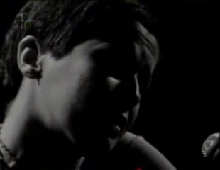 Elis Regina - Atras da porta