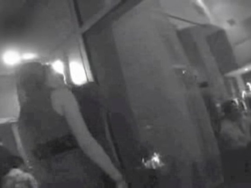 PUA Videos Infield Footage PUA makeout in a bar