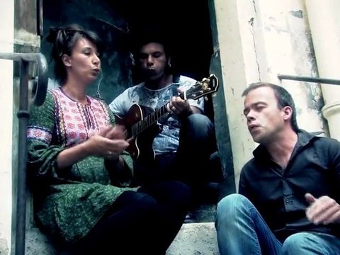 Eiffel - A Tout Moment La Rue Live interview+accoustique