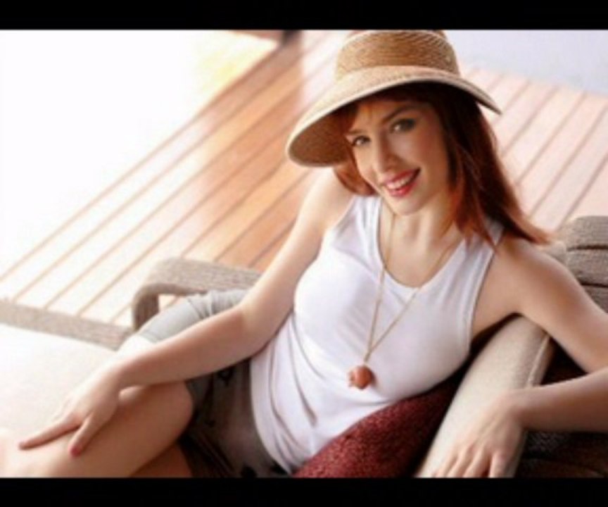 Nil Karaibrahimgil - Ben Aptal mıyım..? (www.ineboluda.com)