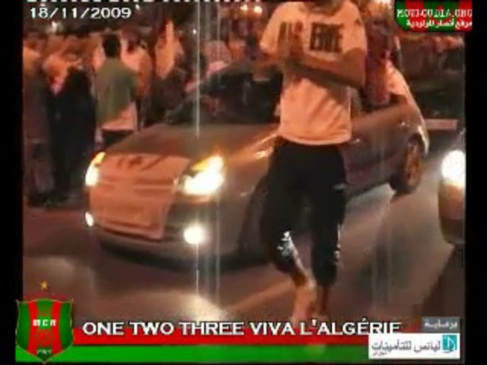 les rues d'Alger défilé qualification à la coupe du monde
