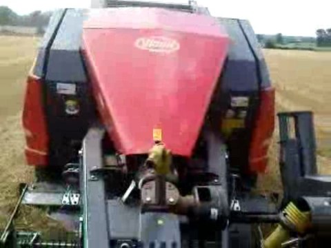 fendt 820 et big vicon lb 1290