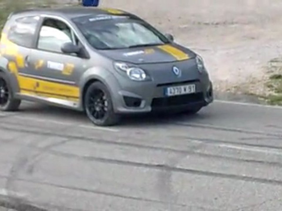 Essais RENAULT SPORT de la Twingo R2 dans la Baume 19/11/09