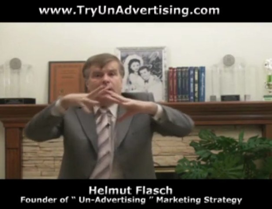 Social Media Marketing|Business Consultant|Helmut Flash