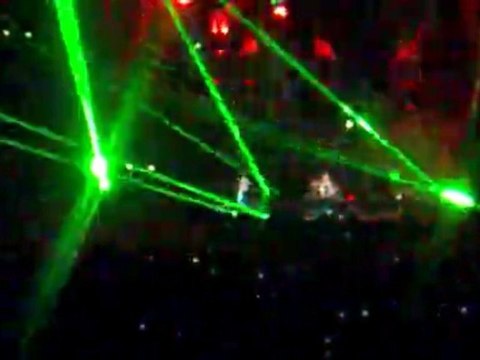 Bercy nov 09 : New born de Muse