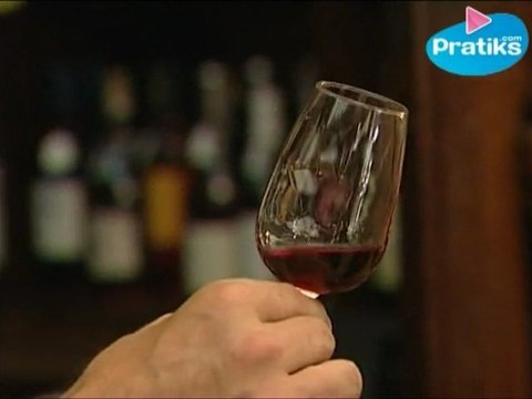 Comment déguster un vin rouge : la bouche