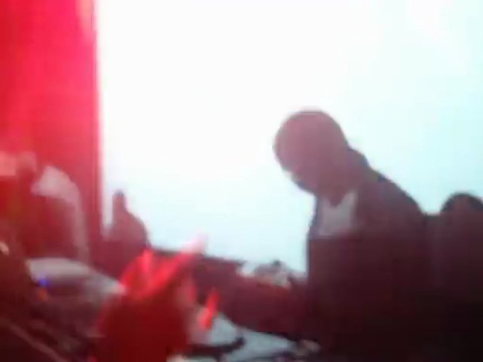Danger(FR) Live @ Skyddsrummet Stockholm 17-10-09 part 1/2