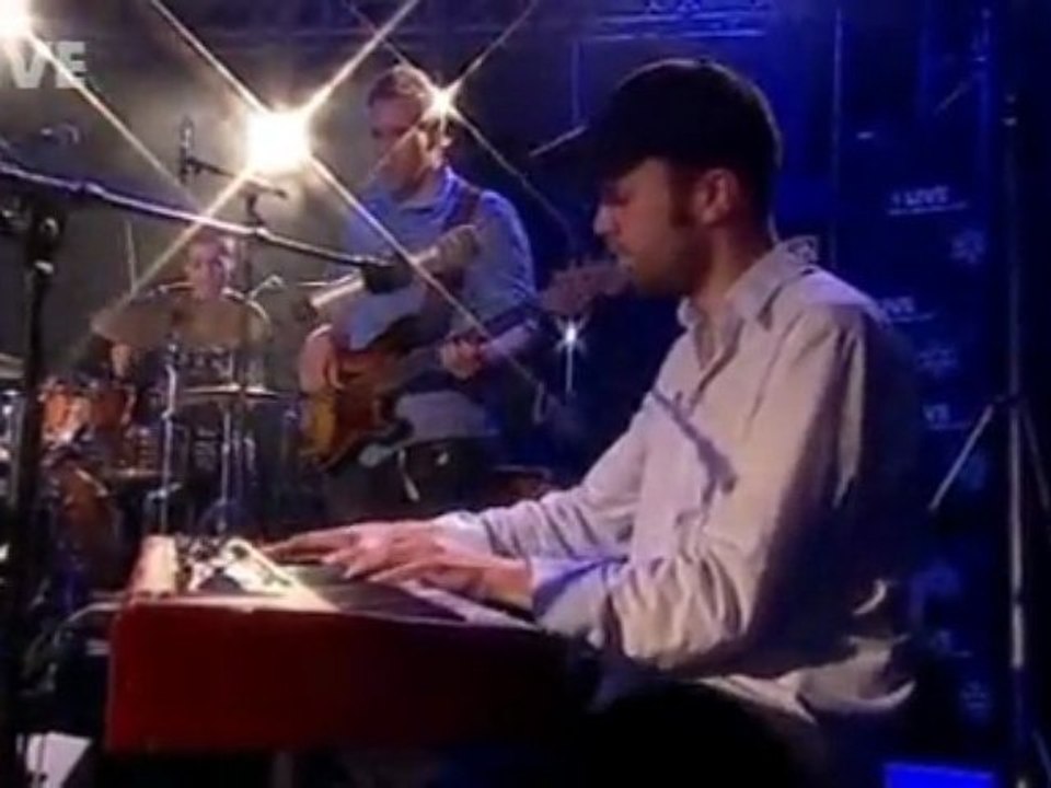 Clueso - Keinen Zentimeter live