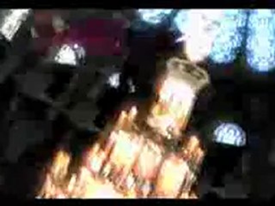 DEVİL MAY CRY 4 DANTE VS NERO