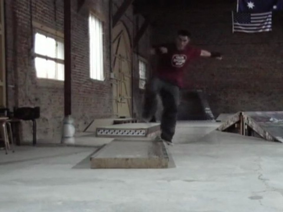 ZOOSTATION OLIVE BLUNT SLIDE SKATE CHAUNY