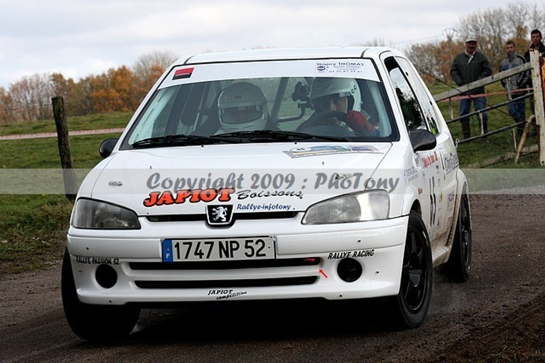 JAPIOT COMPETITION AU RALLYE DU PAYS VANNIER