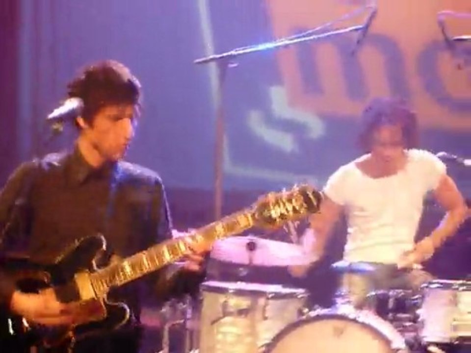 BB Brunes - Concert privé Le mouv'