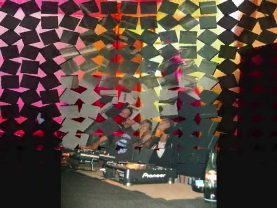 des gogo et des dj  au txitxarro. le 141109