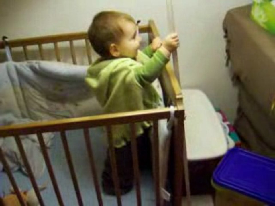 21 nov 09 debout ds le lit