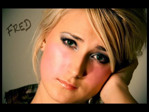 FreD || MakeOver photoshop #2 modification de visage