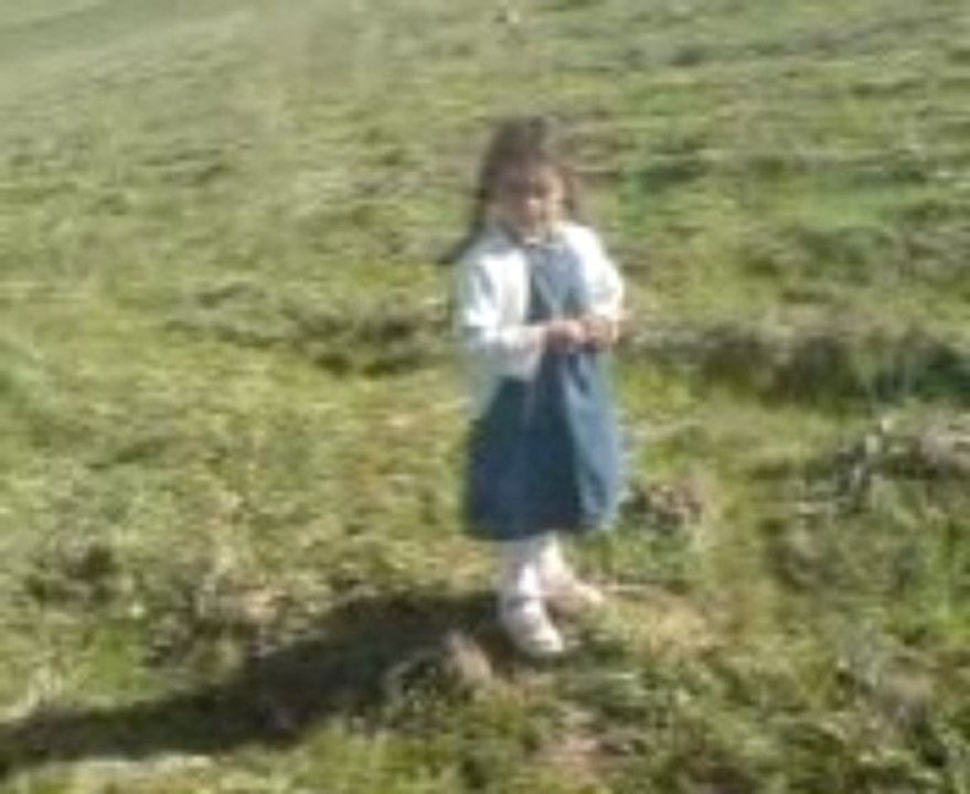 la petite fille de bir el merdja el eulma annaba algerie