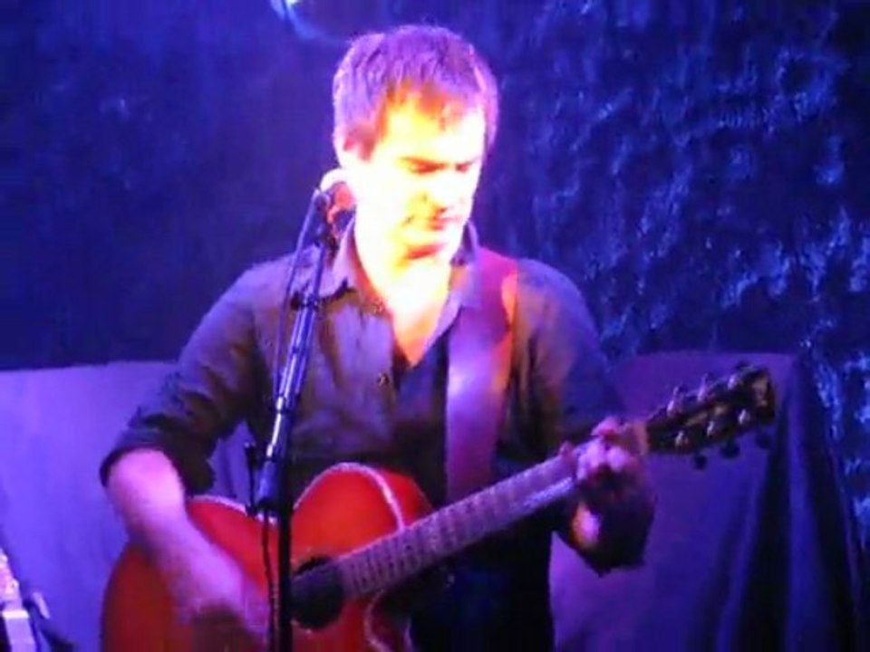 Stéphane MONDINO Sentier des Halles Paris -20 novembre 2009