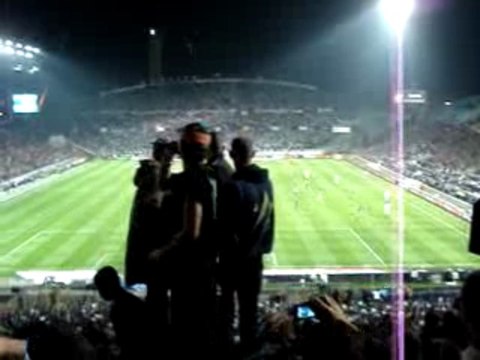 OM PSG VIRAGE SUD OH PARISIENS ON NIKE TA MERE ...