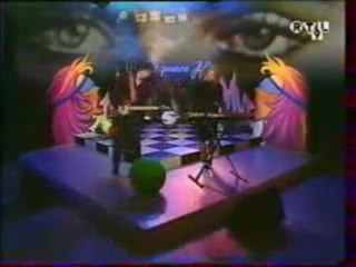 ***Les yeux de Laura***GOUTS DE LUXE ***