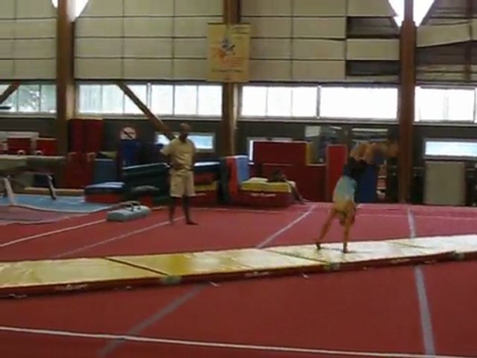 rondade double flip AÏnoa nov 2009 2