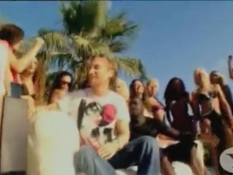 David Guetta feat. Akon - Sexy Bitch