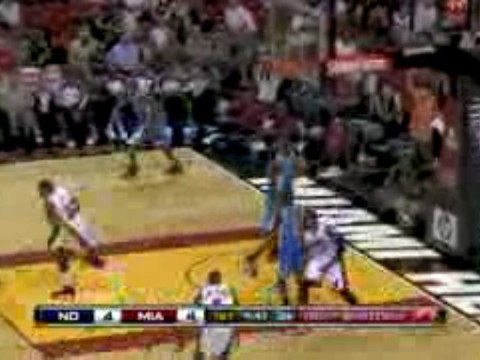 NBA Dwyane Wade blows right by Devin Brown for the vicious o